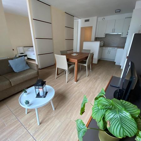5Ensational Eu- Zone Appartment Брюссель Екстер'єр фото