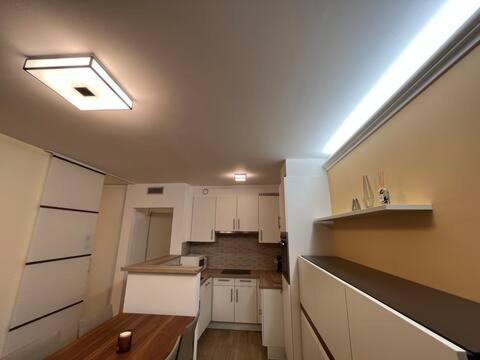 5Ensational Eu- Zone Appartment Брюссель Екстер'єр фото